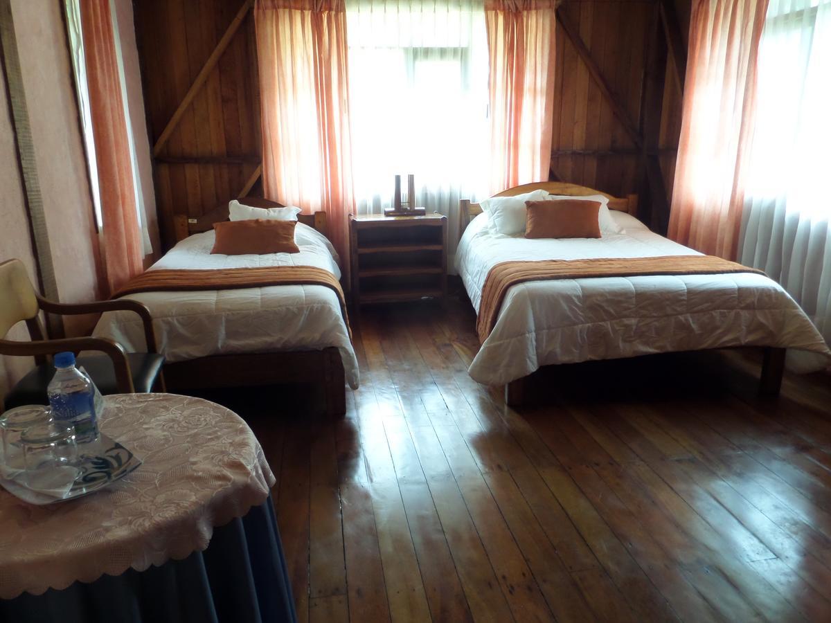 Hosteria "El Encanto" San Miguel de los Bancos Екстер'єр фото