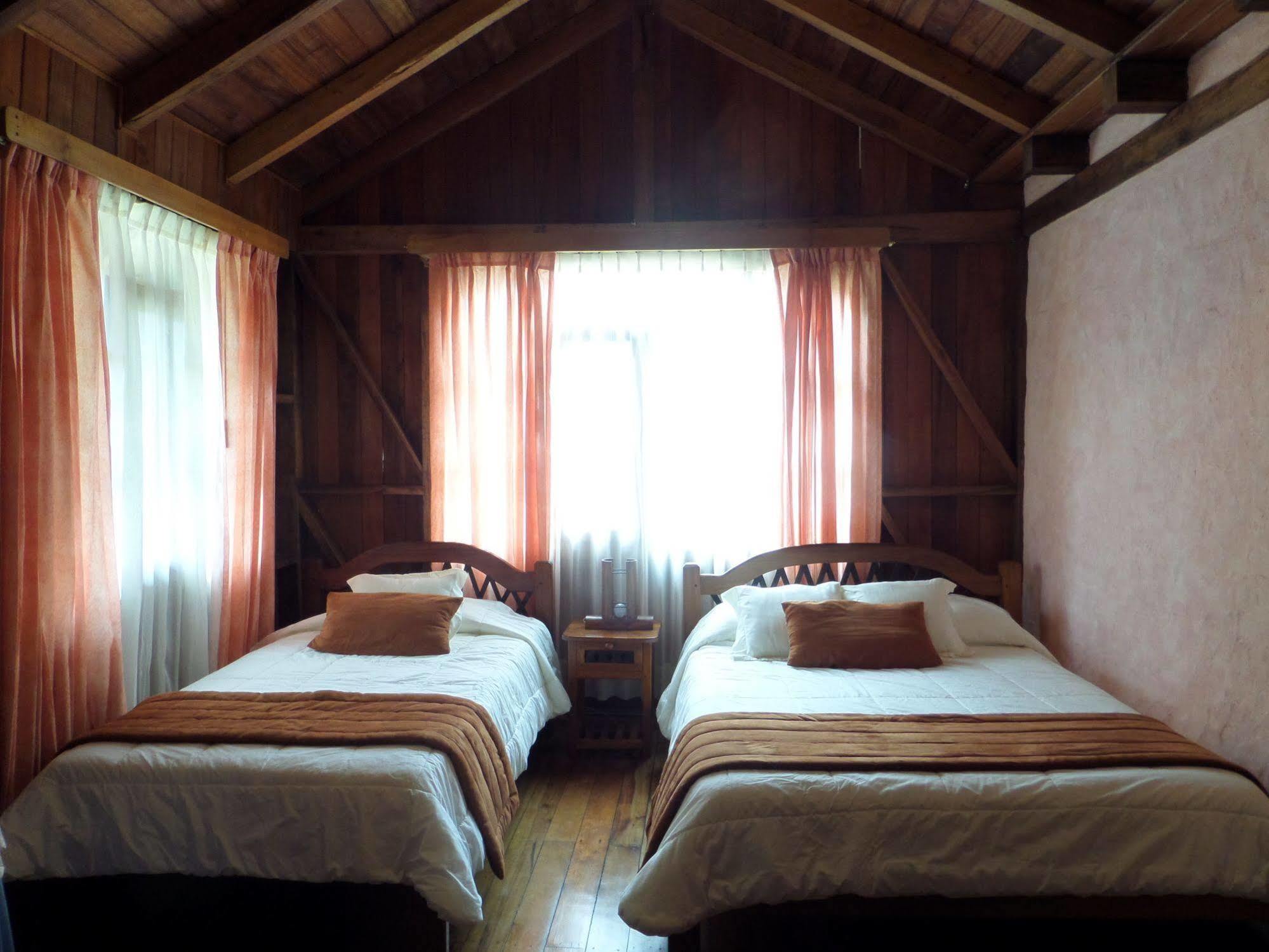 Hosteria "El Encanto" San Miguel de los Bancos Екстер'єр фото